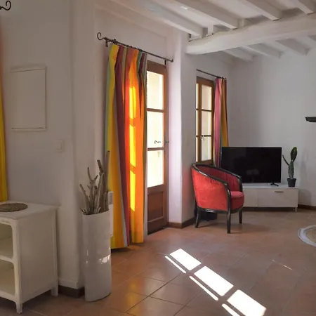 Holiday home Mas Sant Jordi